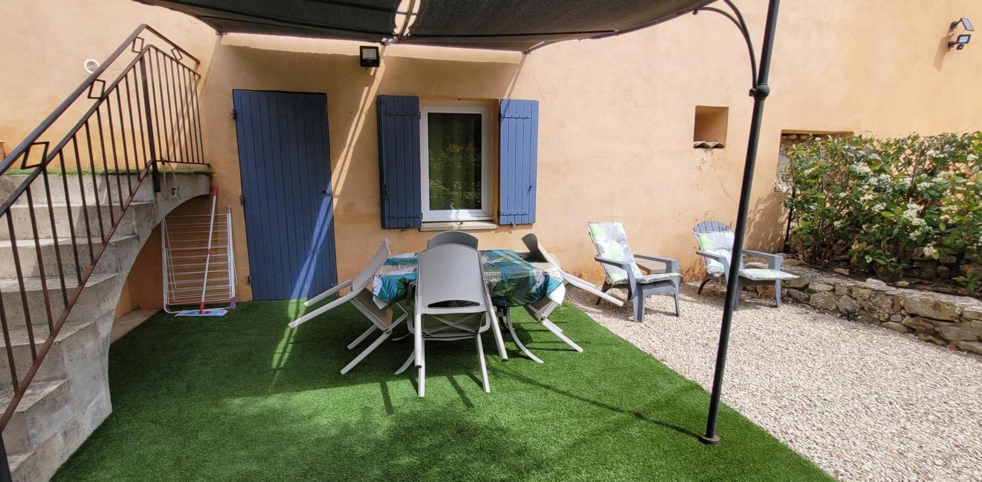 Location Avec Piscine Luberon Artemiss * Apt