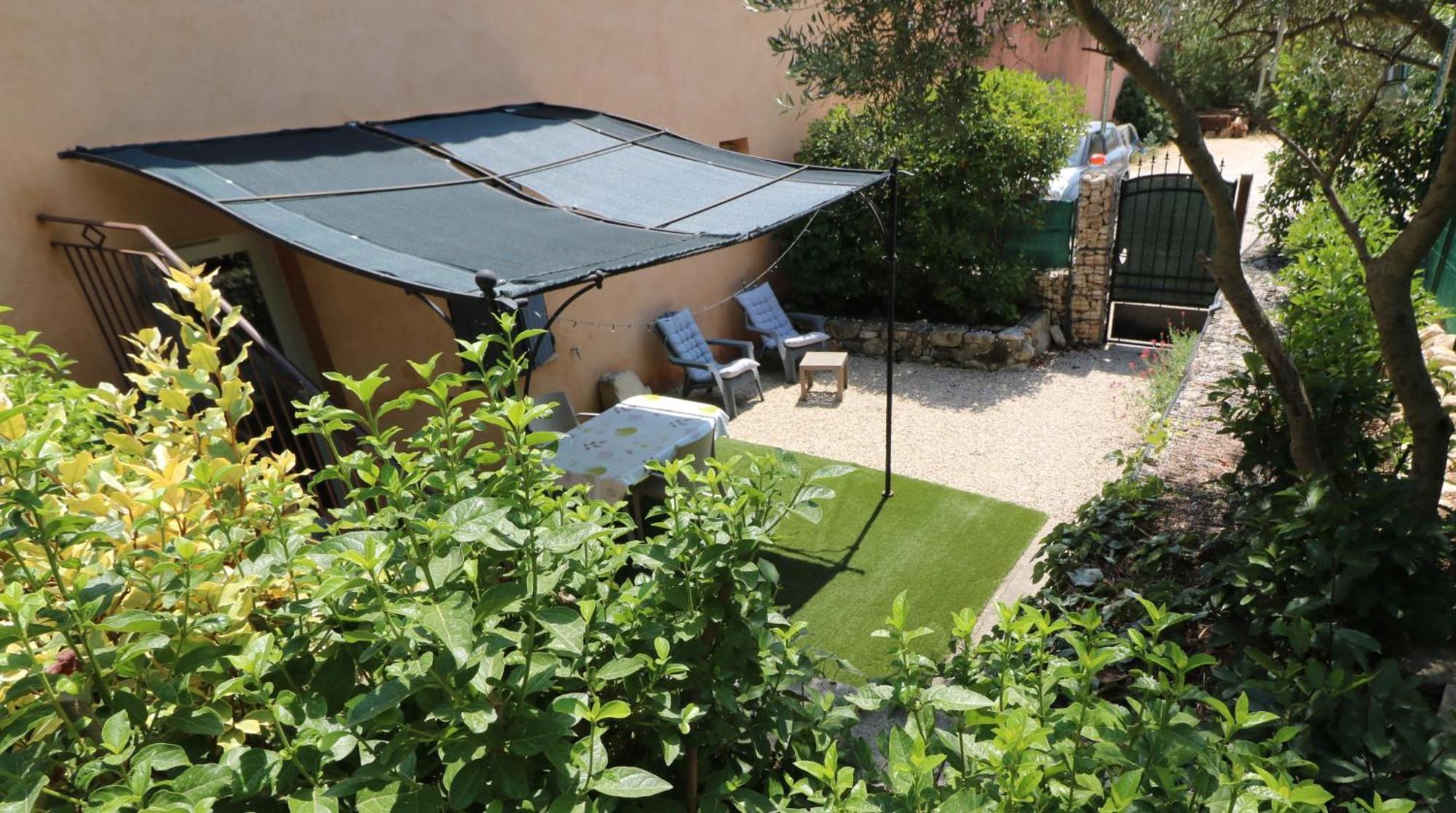 Location Avec Piscine Luberon Artemiss *